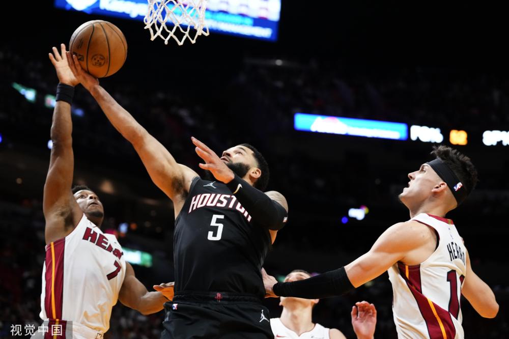 共同着眼于 共同着眼于