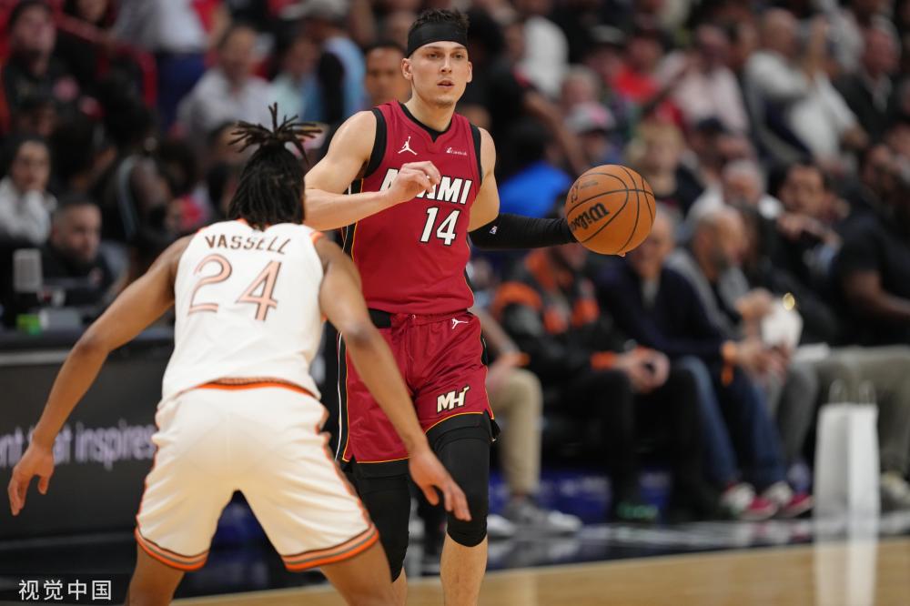 对福法纳而 对福法纳而