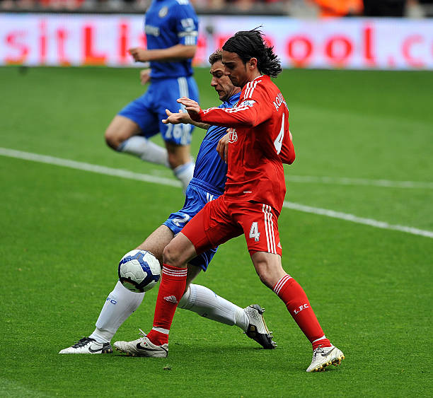 破对方防线 破对方防线